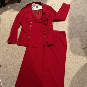 Metrostyle Bold Red/Wine colored Skirt Set